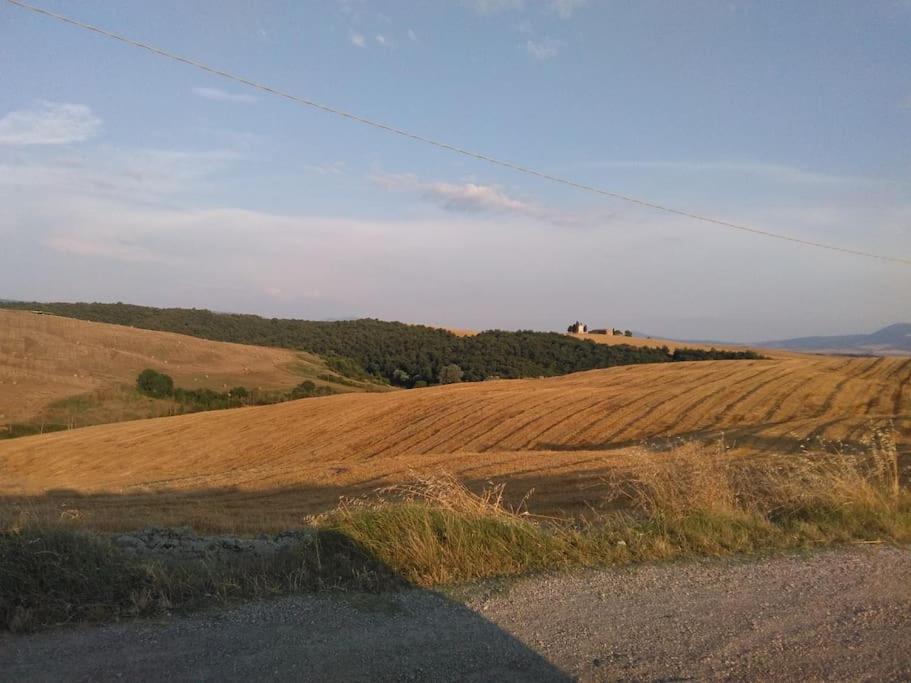 Splendido Ampio Appartamento A Montepulciano Luaran gambar